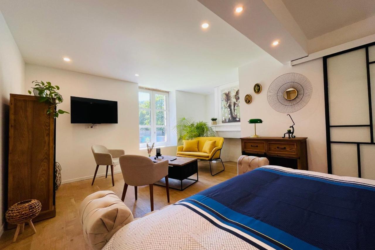 The Balzacienne Room In A Charming Mansion At The Gates Of Tours Saint-Avertin Exteriér fotografie